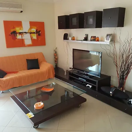 Δωμάτια σε οικογενειακή κατοικία Lounge