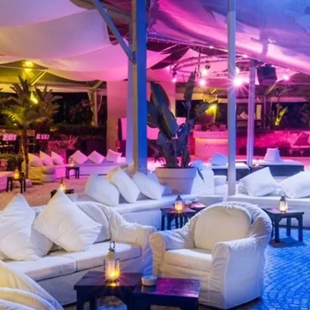 Lounge Δωμάτια σε οικογενειακή κατοικία